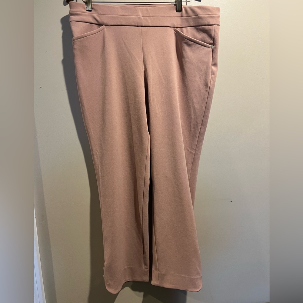 Ann Klein slim crop pants